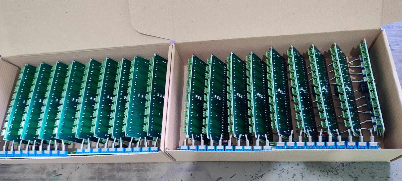 عينة PCB 35